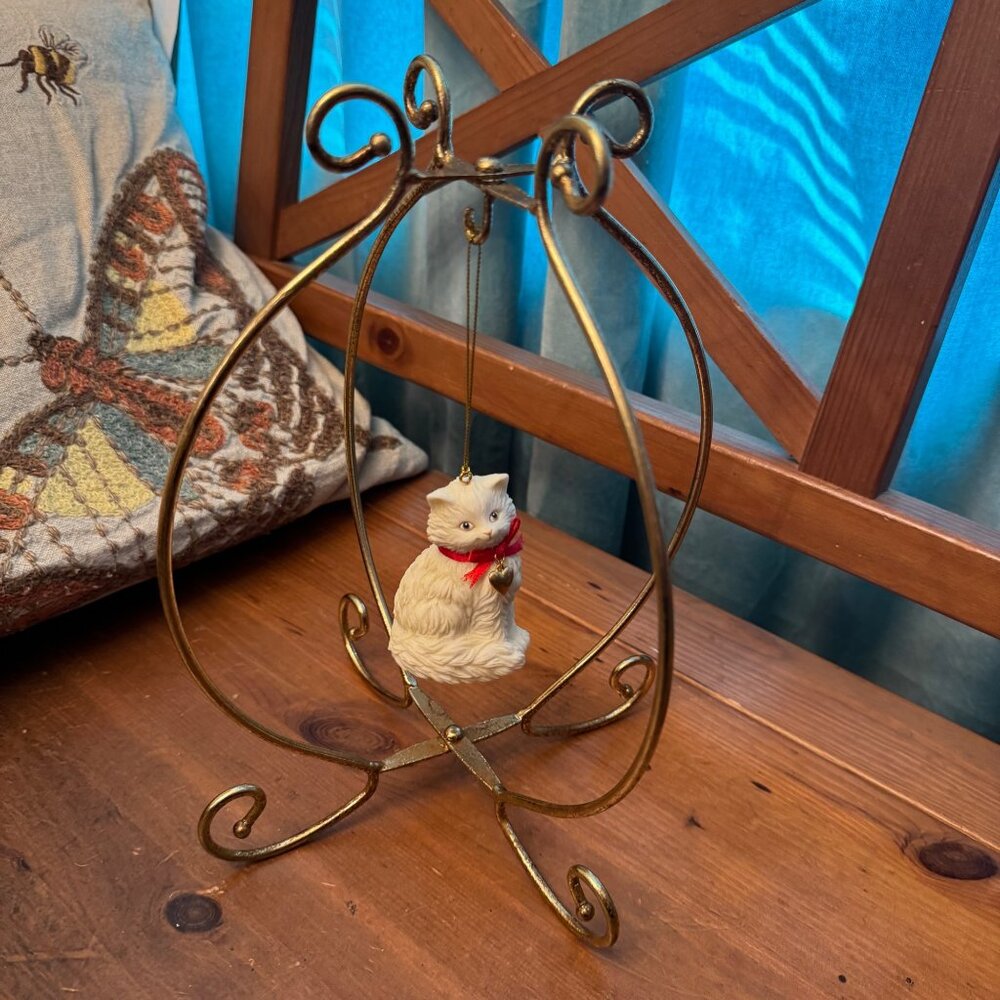 Pier 1 Gold Metal 8.75”T ORNAMENT DISPLAY STAND: Ornaments Up To 4” In Diameter